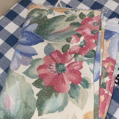 Lot 170: Fabric Lot F