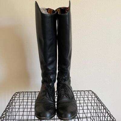 LOT 144  TWO PAIRS OF BLACK LEATHER ARIAT RIDING BOOTS EQUESTRIAN SIZE 5 & 7B