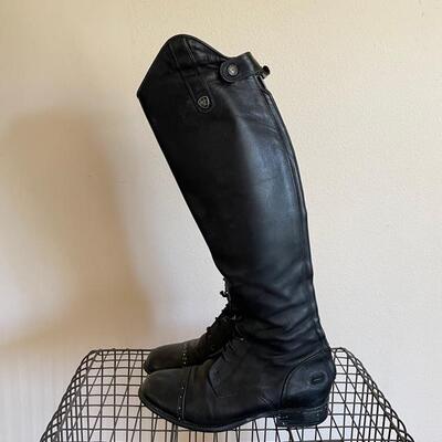 LOT 144  TWO PAIRS OF BLACK LEATHER ARIAT RIDING BOOTS EQUESTRIAN SIZE 5 & 7B