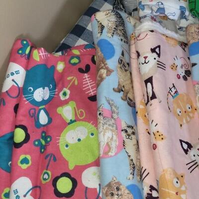 Lot 176: Fabric Lot K