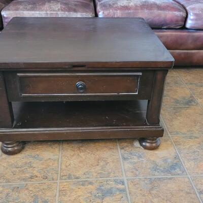 Lot 181: Coffee Table that Lifts Up