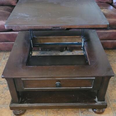 Lot 181: Coffee Table that Lifts Up