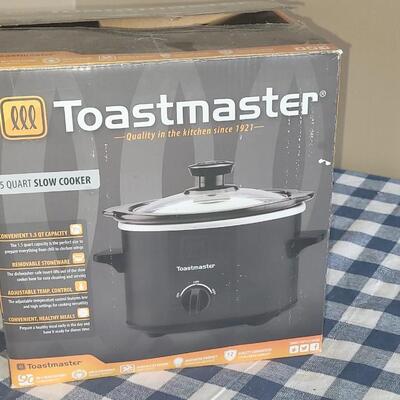 Lot 187: Toastmaster 1.5 Quart Slow Cooker