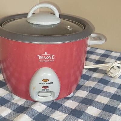 Lot 188:  Rival Rice Cooker