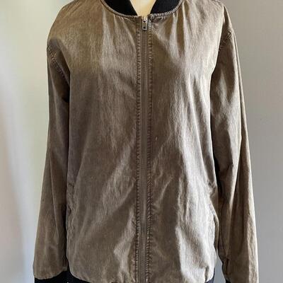 LOT 148  BASEBALL STYLE JACKET SIZE M