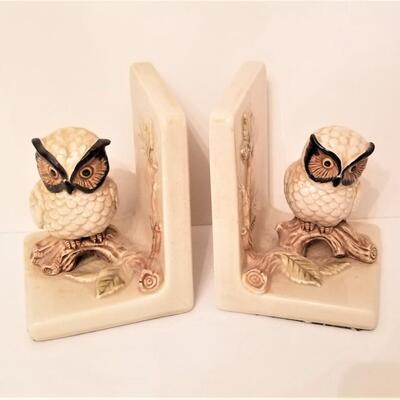 Lot #100  Cute Vintage pair of Owl Bookends - Japan