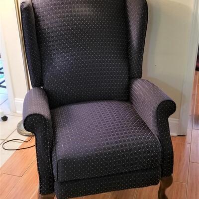 Lot #107  Wing back Lazy Boy Recliner