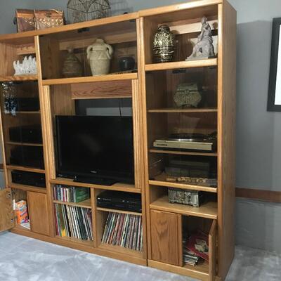 3 PC WEST OAK FURNITURE  MEDIA UNITS