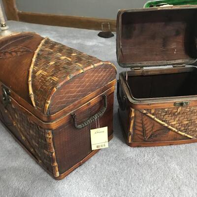 CHATEAU EDGEWATER 2PC  SET