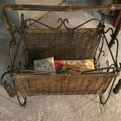MAGAZINE RACK