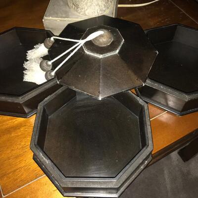 WOOD DECO BOX W/TASSEL