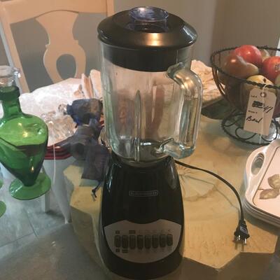 BLACK & DECKER BLENDER