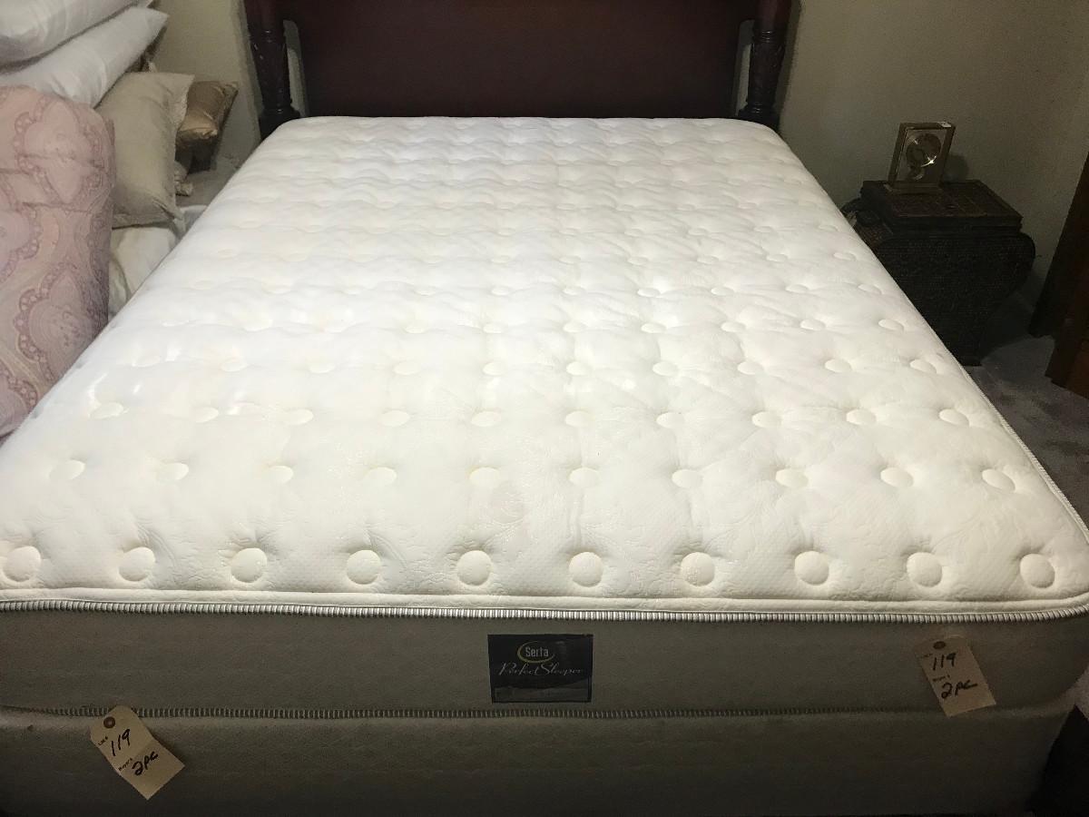 queen mattress and boxspring kings down