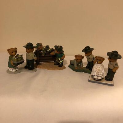 Lot 34 - Hamilton Collection Marine Corp Bears