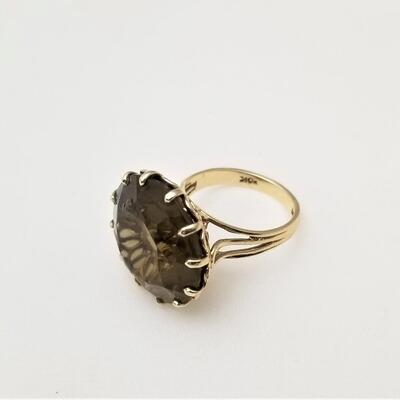 Lot #111   Vintage 10kt Gold Cocktail Ring - sz 7