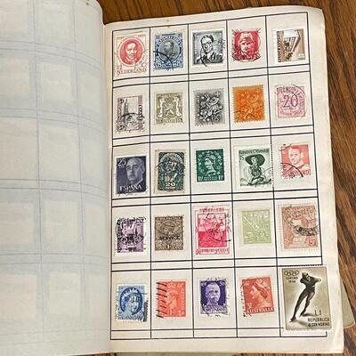 Lot 38 - Foreign Stamps: 2 Regent Stamp Albums & More