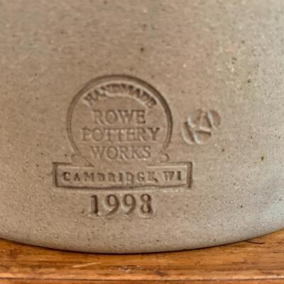 Lot 031: Salt GlazeHeart Crock w/Lid, Rowe Pottery (12 inches)