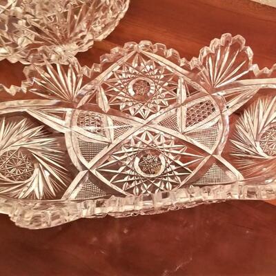 Lot #121  Pair of pretty antique Cut Crystal Bowls