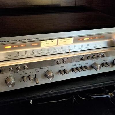 Lot #126  Pioneer Receiver model SX-950 - works
