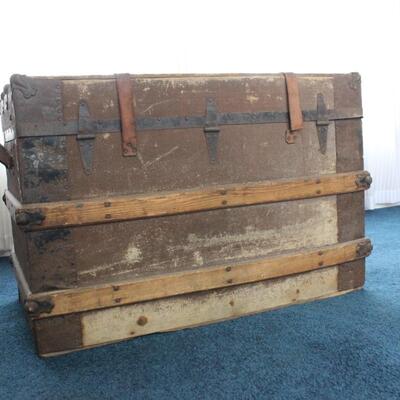 Vintage Antique Wood Steamer Trunk Box Treasure Chest 