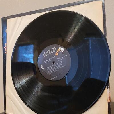 Lot 194: (3) Vintage Willie Nelson Vinyl LP's