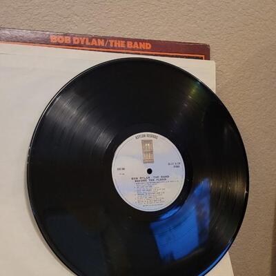 Lot 195: (2) Vintage BOB DYLAN Vinyl LP Records 