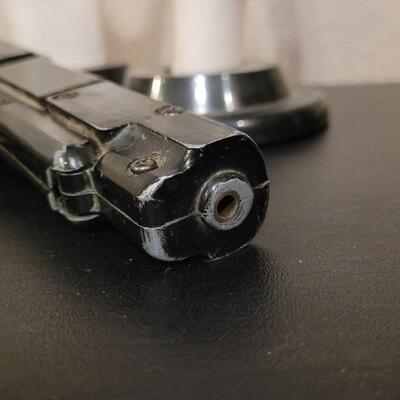 Lot 199: Vintage Pellet/BB Gun MARKSMAN Edition by MORTON H. HARRIS