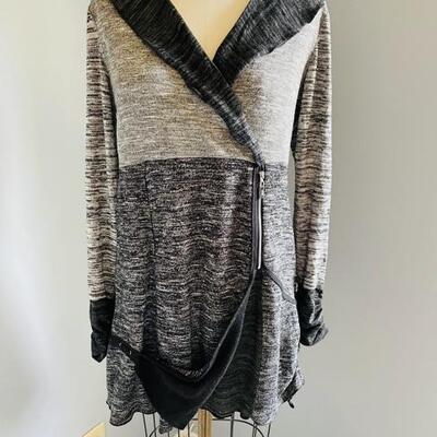 GROUP 179  SWEATER MINI DRESS BY RAVEL SIZE M