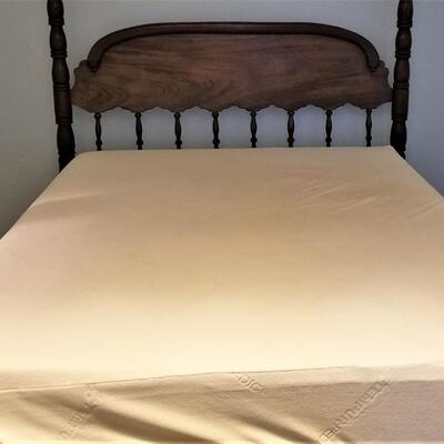 Lot #144 Vintage Curved Canopy Four Poster Bed - Tempur Pedic mattress - QUEEN