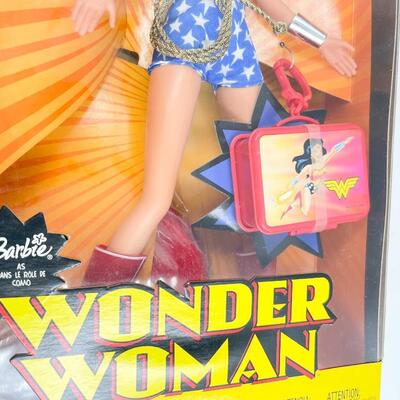 NEW! 2003 â€œWONDER WOMANâ€ BARBIE