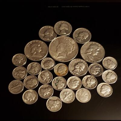 5 $ Face  90 % Silver  American silver coins  various dates 