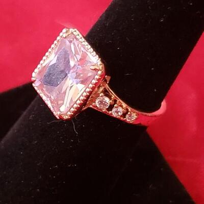 Sterling silver natural stones ring size 7 2 .4 K Pink Saphire and white sapphire 
