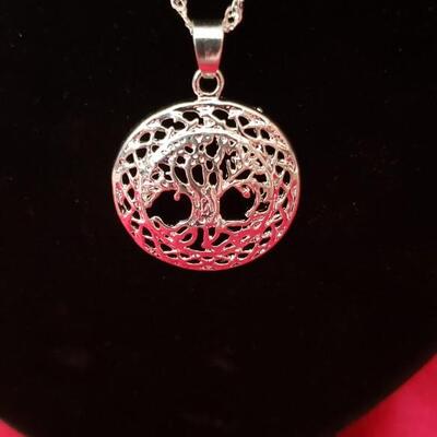 Sterling silver tree of life pendant and necklace 20 g 