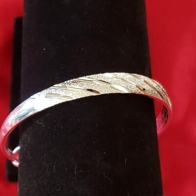 Sterling silver bracelet 21g 