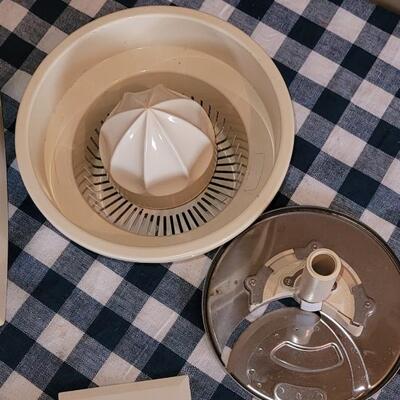 Lot 208: Cuisinart Food Processor 