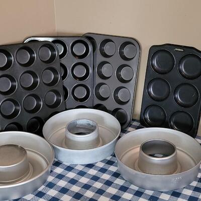 Lot 221: Baking Lot E