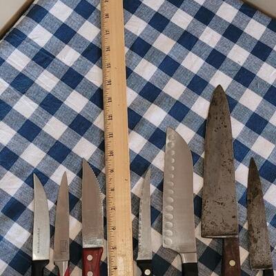 Lot 232: Knife Lot