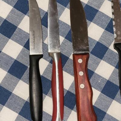 Lot 232: Knife Lot