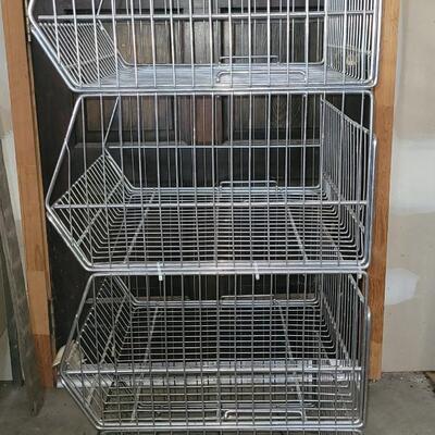 Lot 239: Metal Rack/Shelves (A)