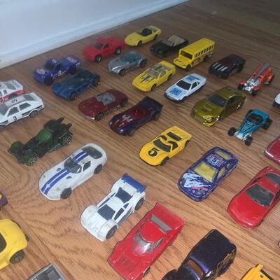 Vintage Assortment Lot Of Matchbox, Hot Wheels 1980â€™s, 1990â€™s, 2000â€™s