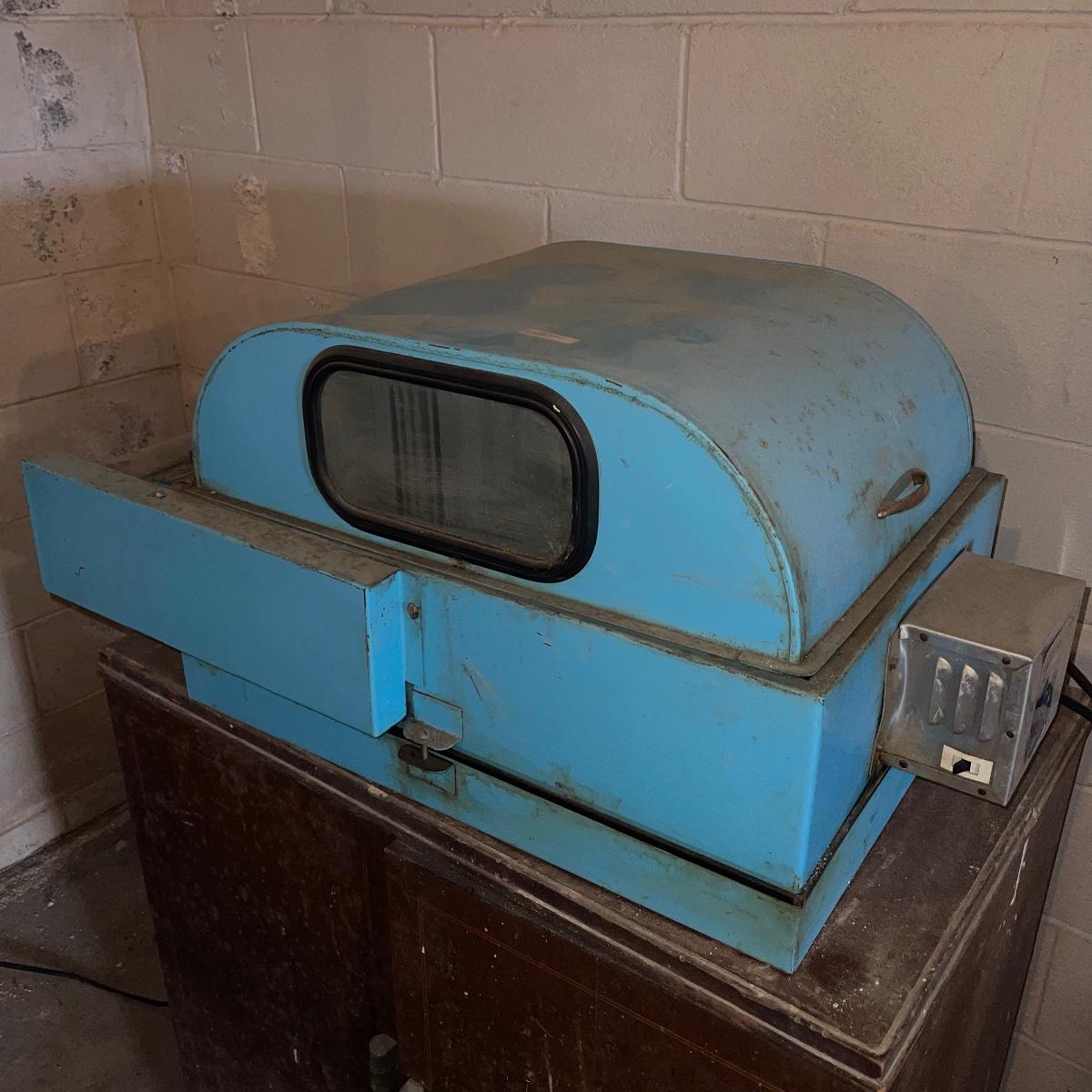 Lot 85 Lortone Lapidary Saw