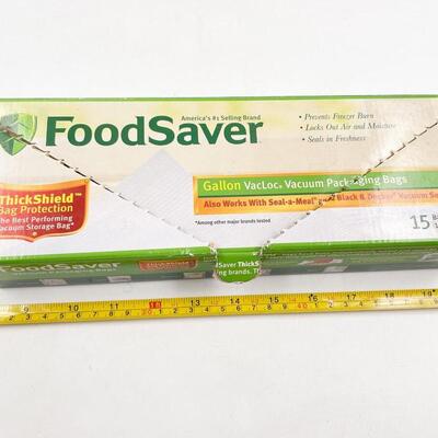 FOODSAVER V365 VACUUM SEALER & BAGS