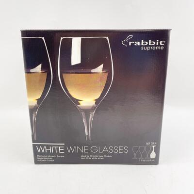 NEW! WHITE WINE GLASSES (4)