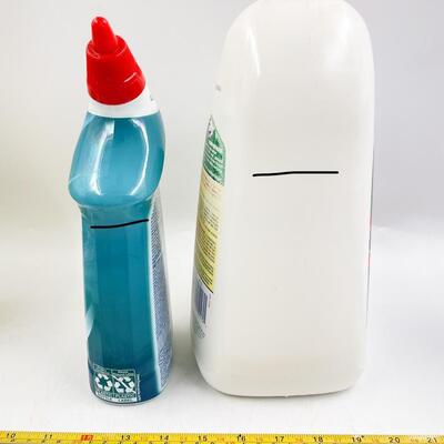 HOUSEHOLD CLEANING SUPPLIES LOT