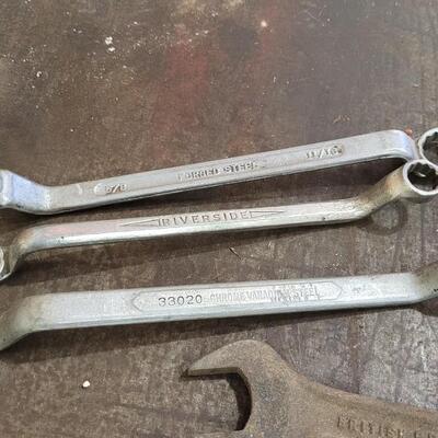 Lot 244: Assorted Vintage Wrenches LOT D