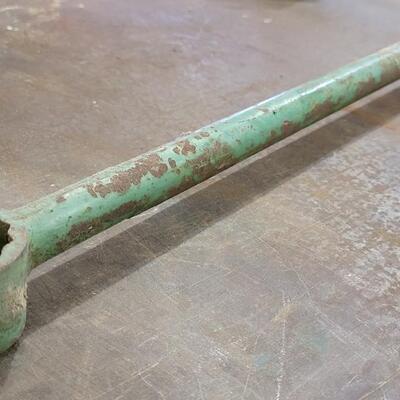 Lot 246: Vintage Green Chippy Paint JOHN DEERE Tractor Double End Socket Wrench 