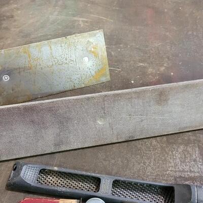 Lot 249: Large Assortment of Painting Home Tools 