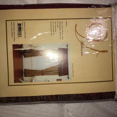 10 Bellisima curtain panel
