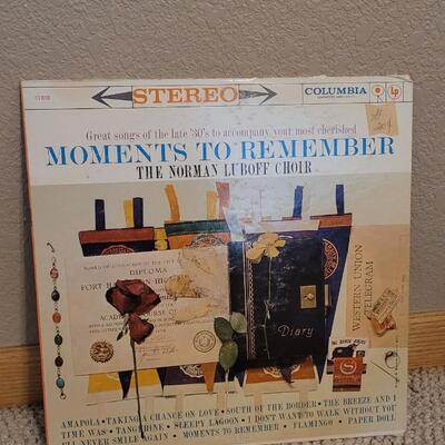 Lot 262: (5) Vintage Assorted Vinyl Records LOT C