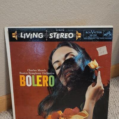 Lot 264: (6) Assorted Vintage Vinyl Records LOT E